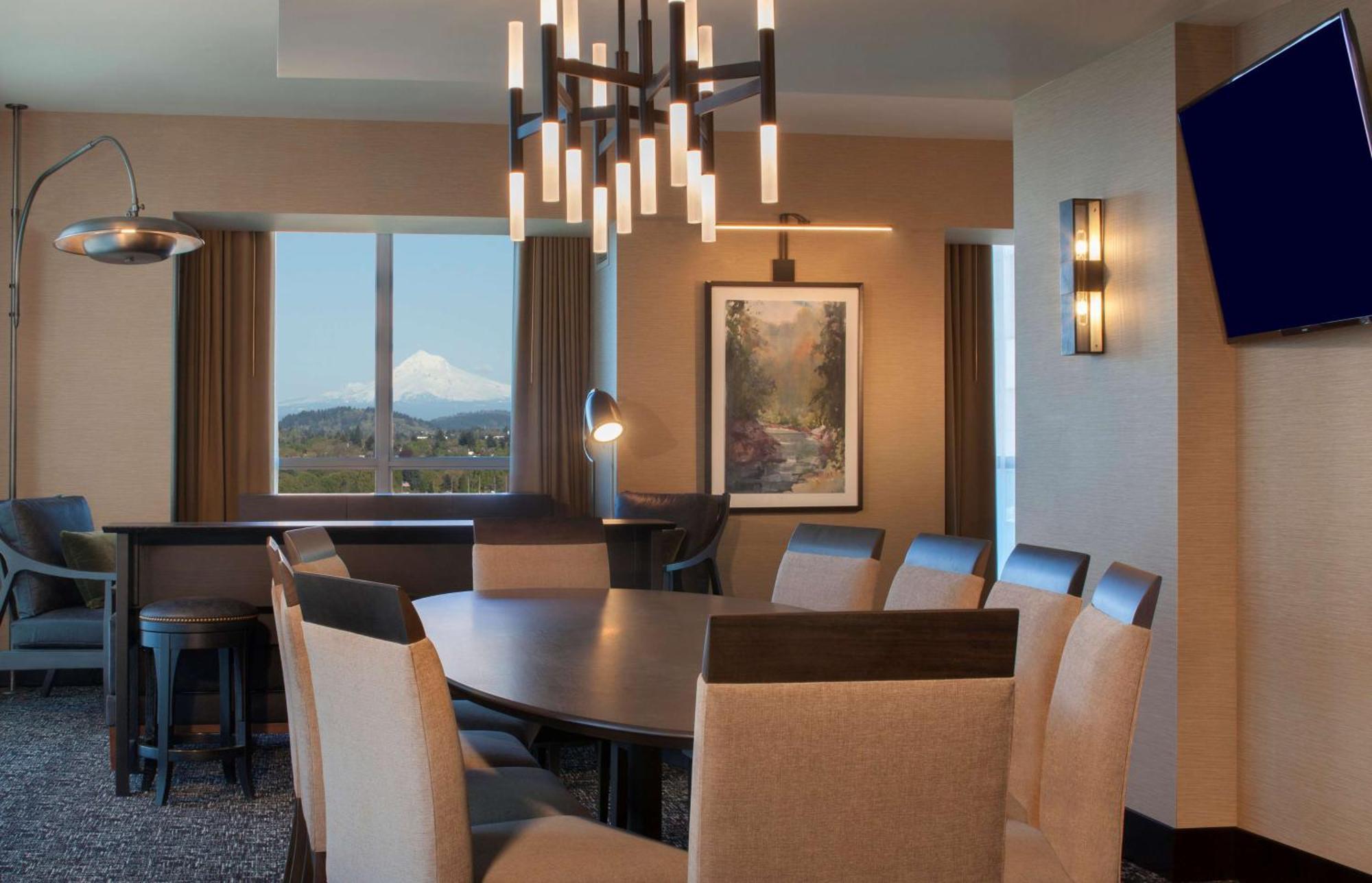 The Porter Portland, Curio Collection By Hilton