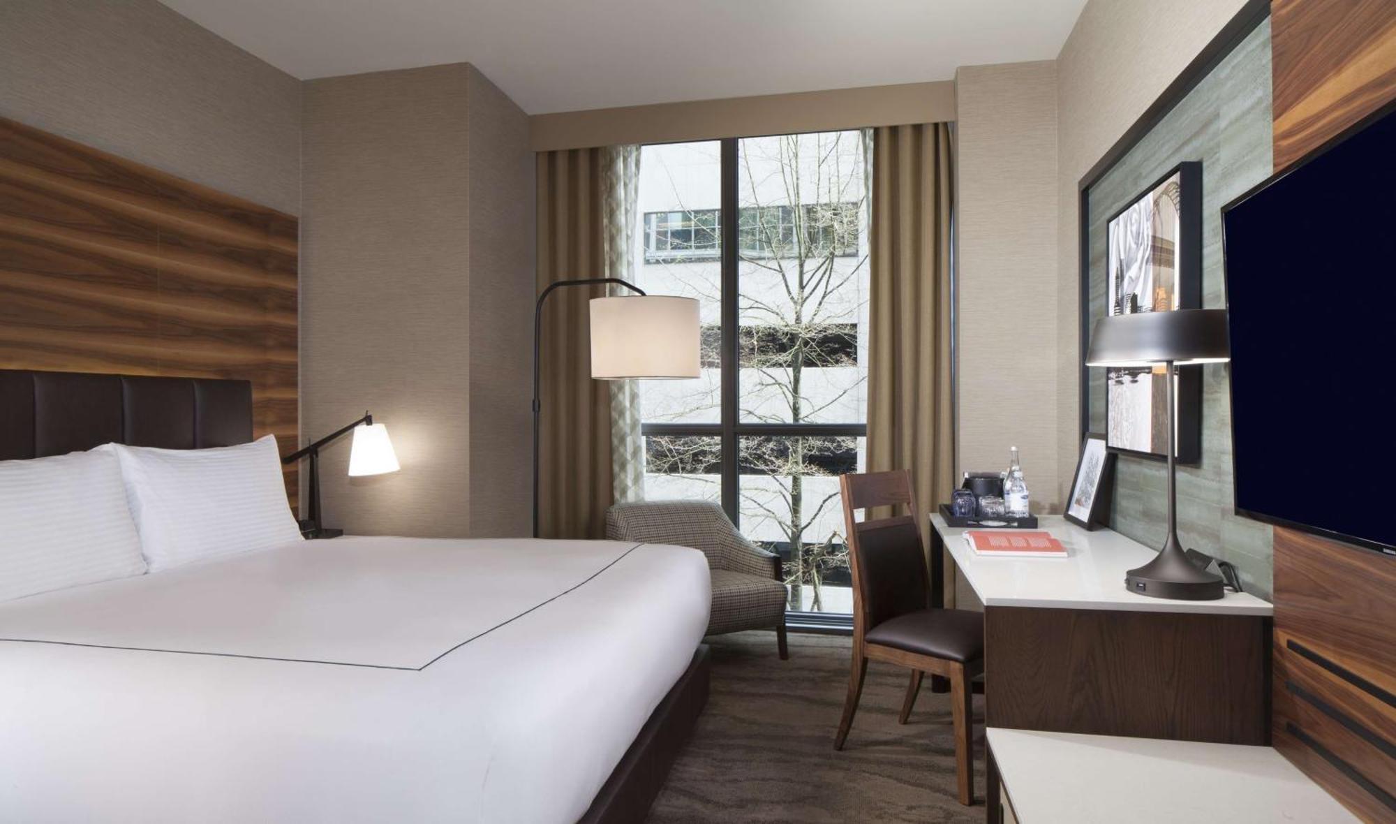 The Porter Portland, Curio Collection By Hilton Hotel