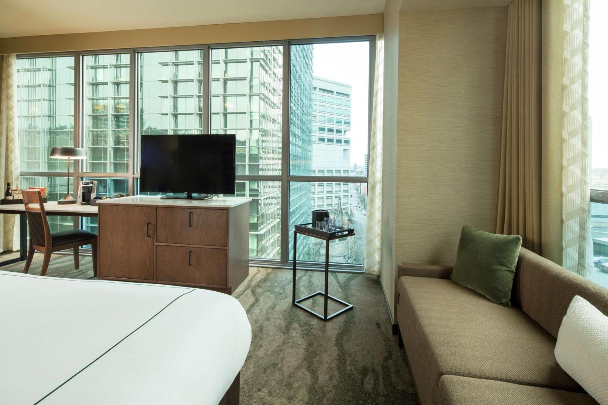 Hotel The Porter Portland, Curio Collection By Hilton