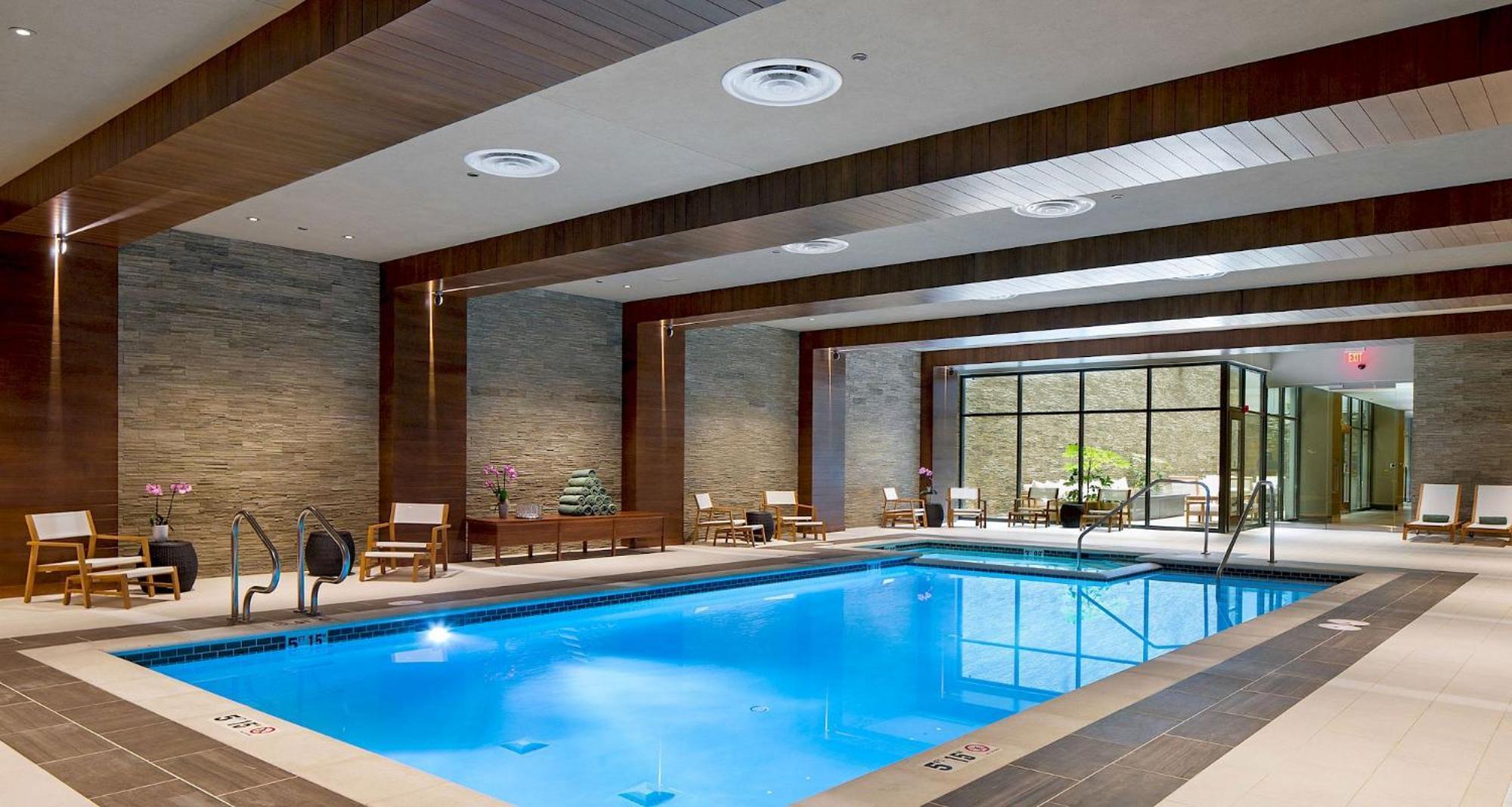 The Porter Portland, Curio Collection By Hilton Hotel
